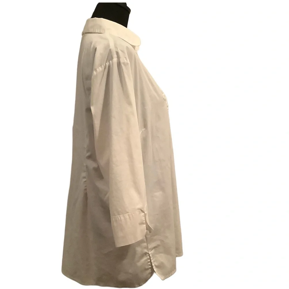 TravelSmith White Embroidered Tunic Top - Picture 4 of 7